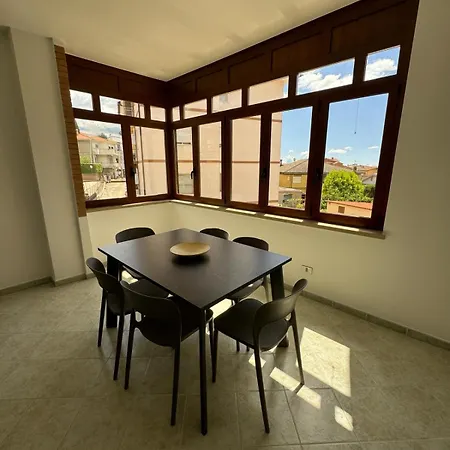 Apartment Like